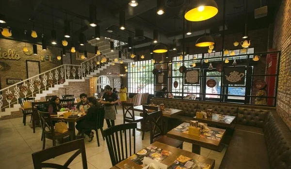 Pubs and Restaurants near Whitefield